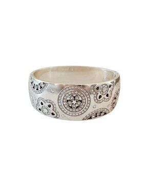 Flora Wide Hinged Bangle Bracelet Silver Tone Pavé Crystal   Retail $228